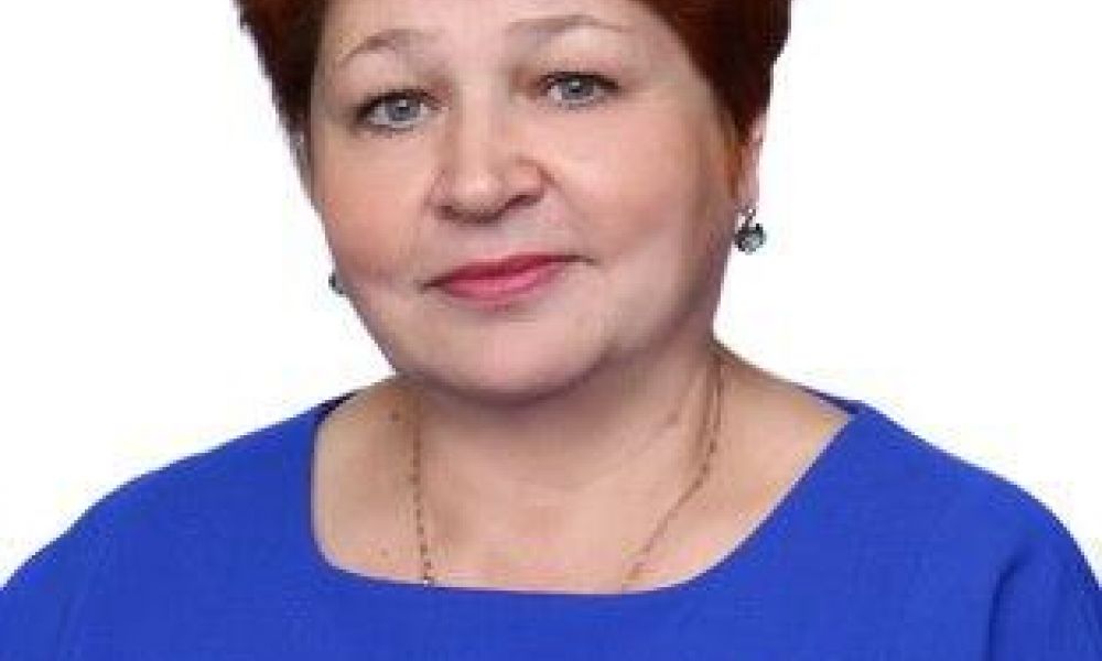 Светлана Алексеевна Новикова (директор)